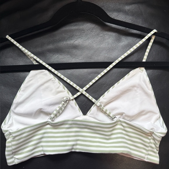 EUC H&M Gray Striped Bikini Top - Picture 6 of 9